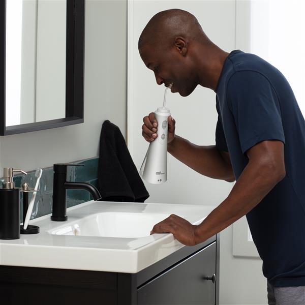 White Waterpik™ Cordless Plus Water Flosser - Image 3